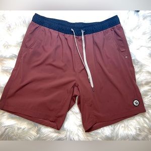 Vuori Kore Shorts Chestnut Size XL